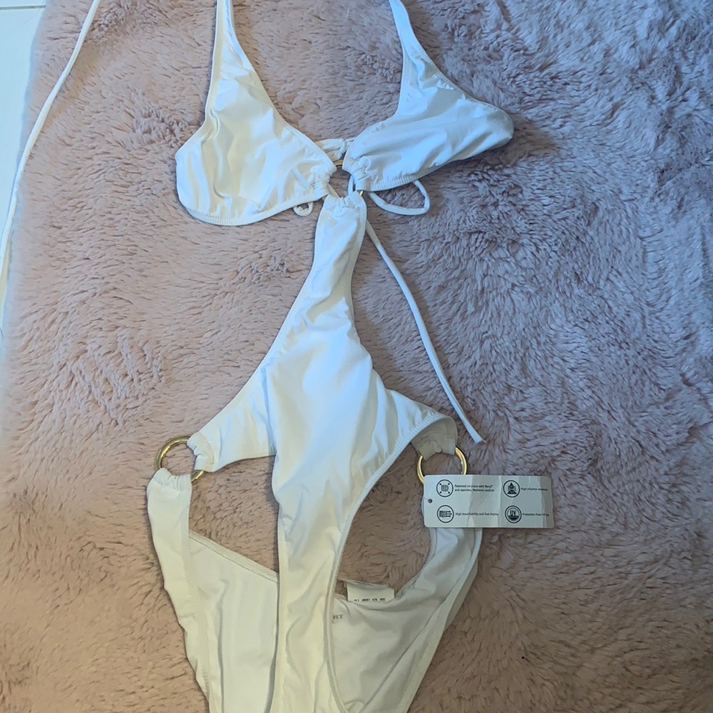 One piece swimsuit